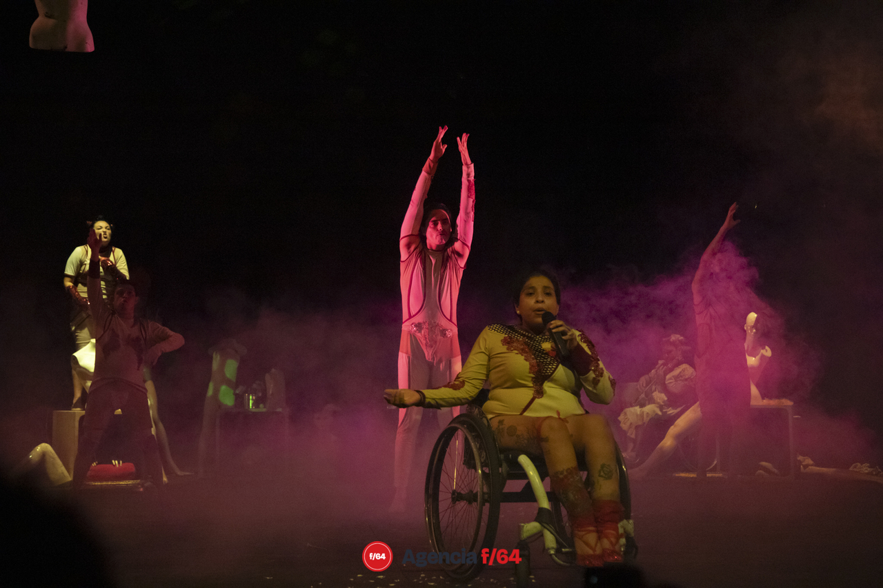 Raro: un mundo desde lo invisible.
Colectivo Teatral Pies Hinchados
34 Muestra Nacional de Teatro.
Teatro Experimental.
Guadalajara, Jalisco.