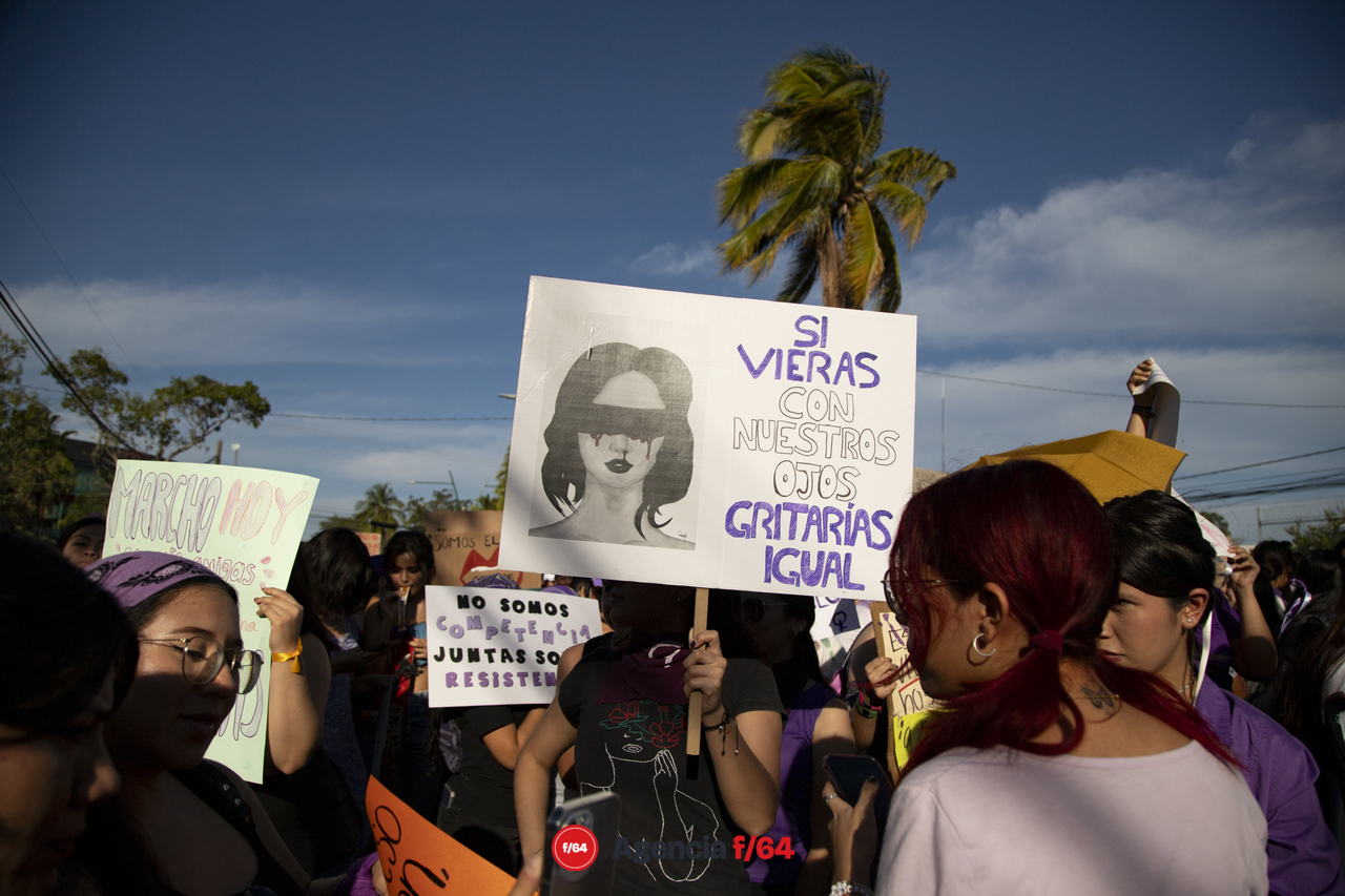 8M Marcha en Conmemoración del Día Internacional de la Mujer.
Colima, Colima.