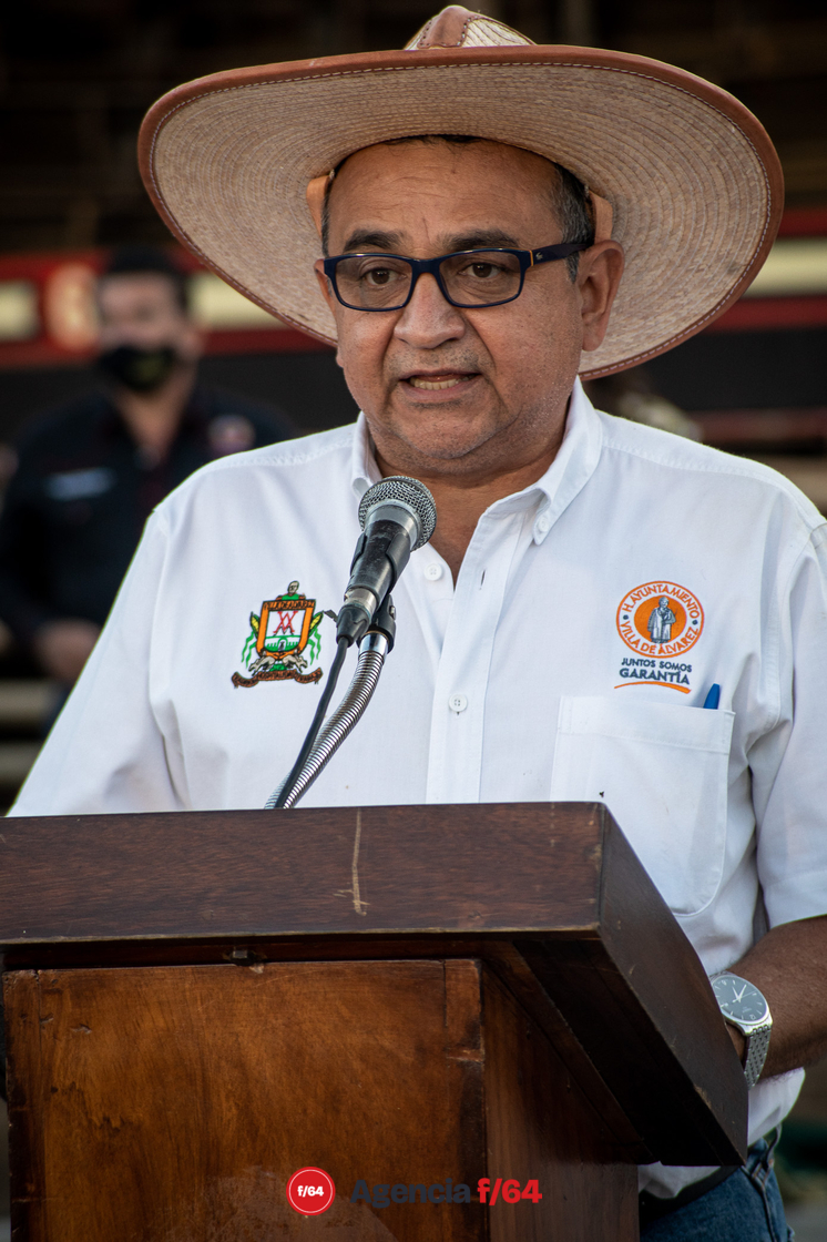 Felipe Cruz Calvario, Presidente Municipal de Villa de Álvarez. 