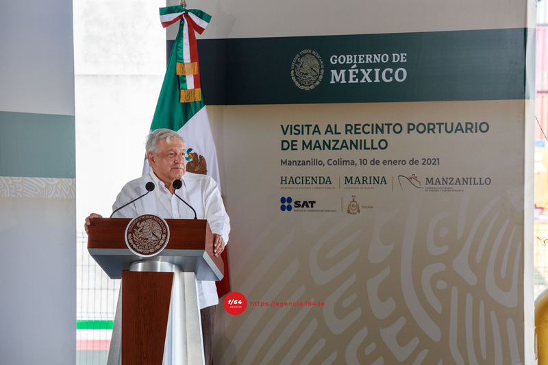 AMLO visita recinto portuario de Manzanillo