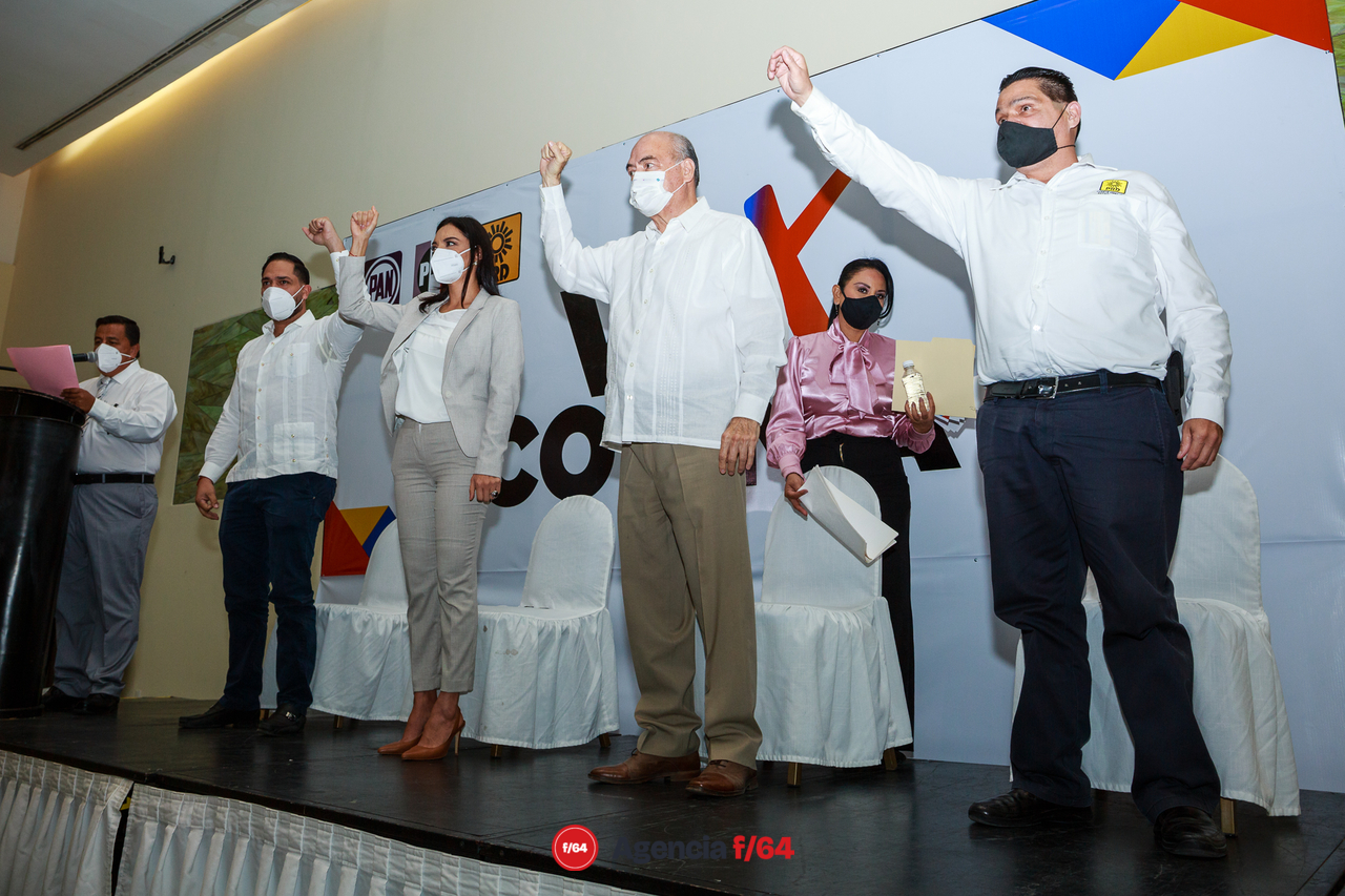 Los dirigentes y Mely Romero Celis recalcaron que la coalición no es solamente de partidos políticos, es de ciudadanos.