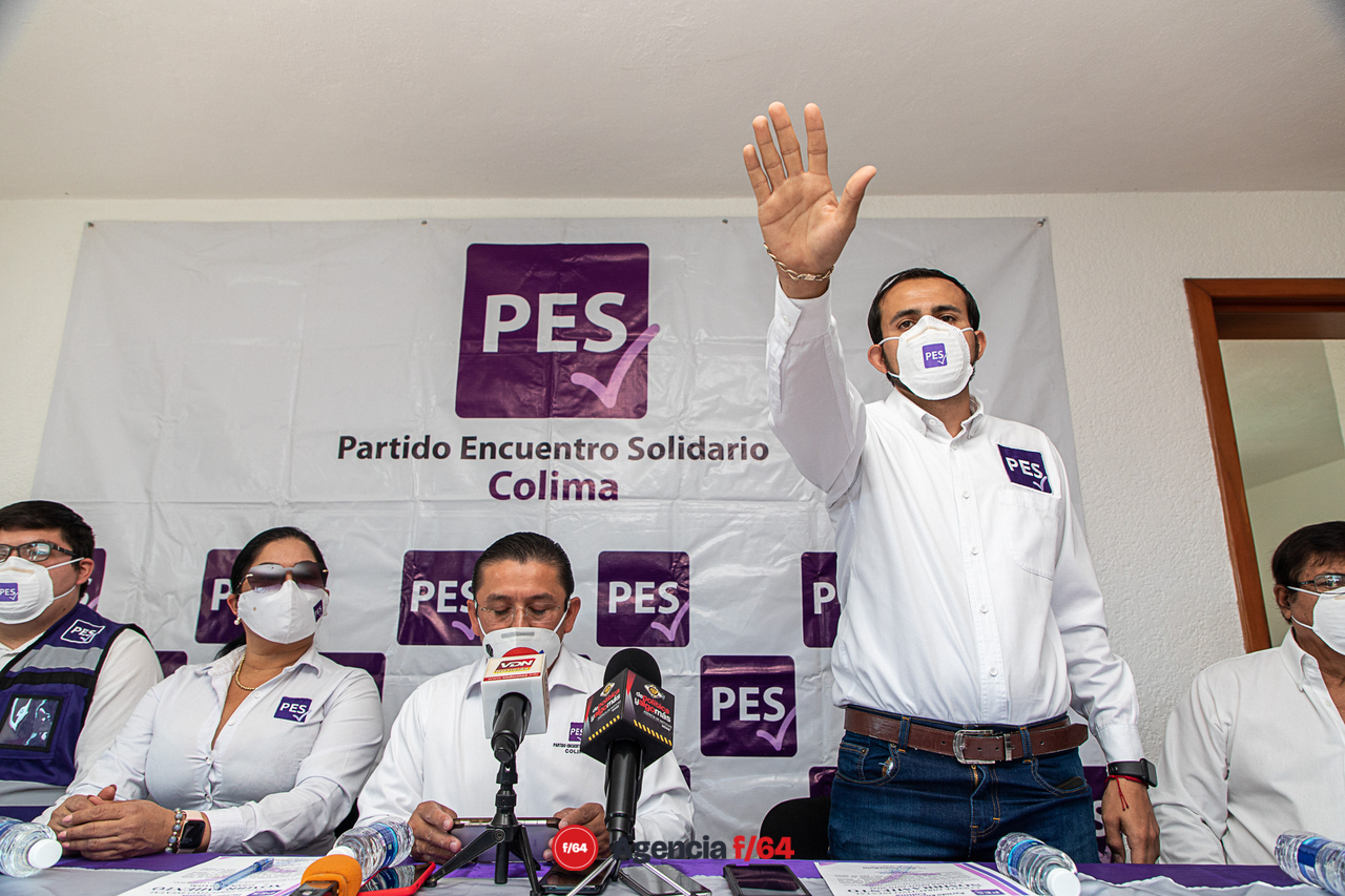 Toma de protesta de Soto Vital ante los medios y a la Directiva Estatal del Partido Encuentro Solidario. 