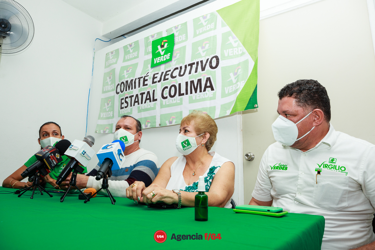 Regidor Carlos Zepeda de Manzanillo se une al Partido Verde, renuncia al PRI después de 20 años de militancia.
