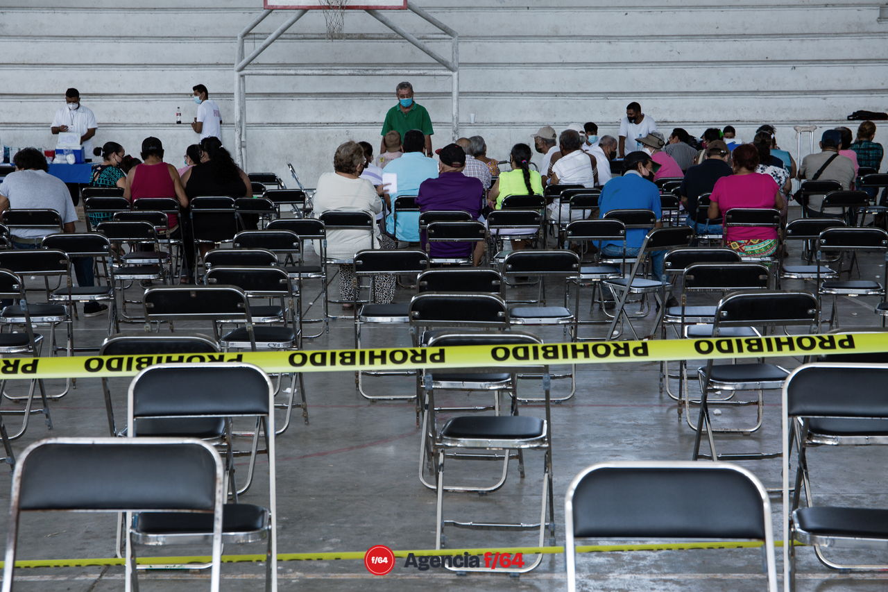 Área de espera para las personas vacunadas.