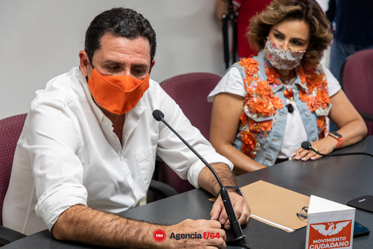 Leoncio Moran y su esposa, Azucena López Legorreta. 