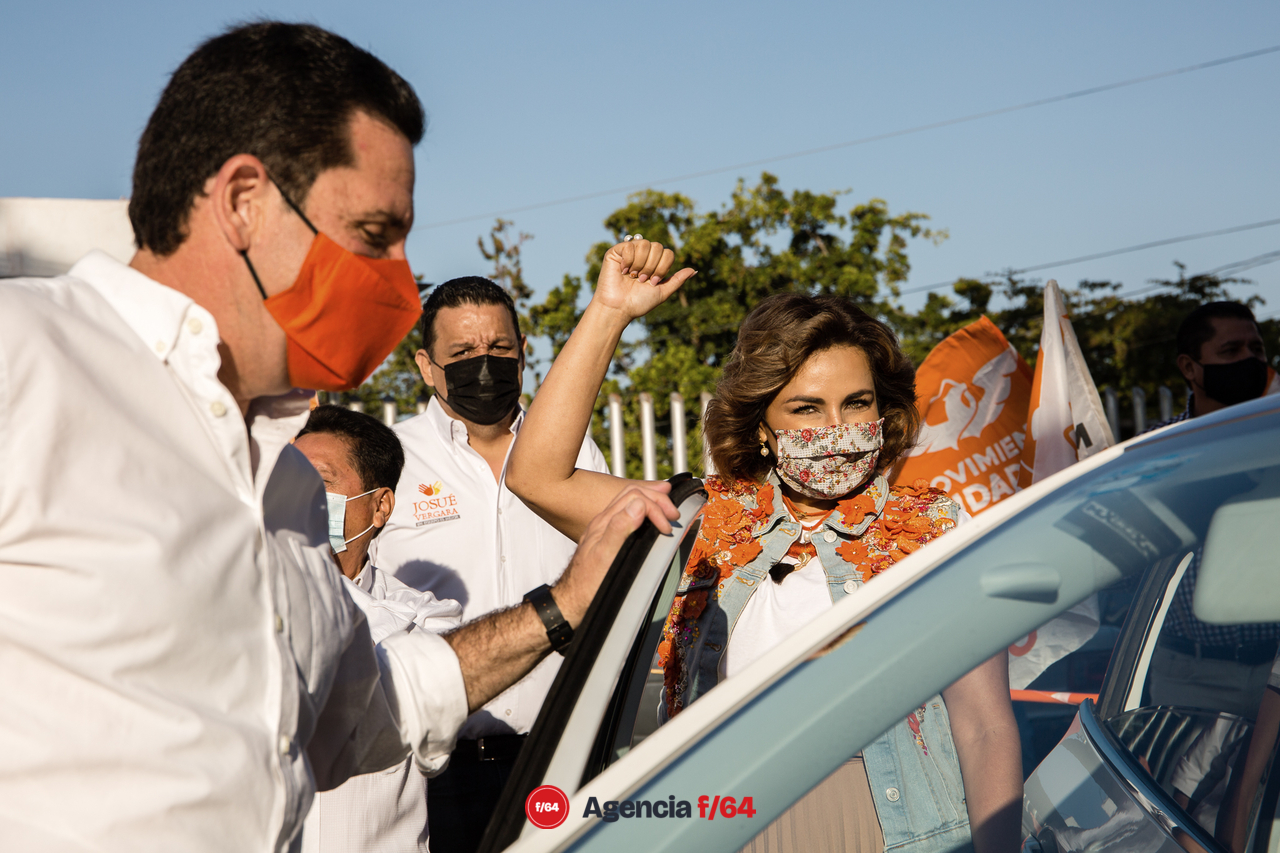 Azucena López Legorreta.