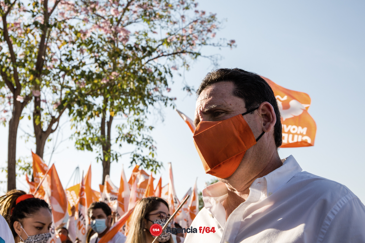 Primer candidato registrado para la contienda por la gubernatura de Colima.