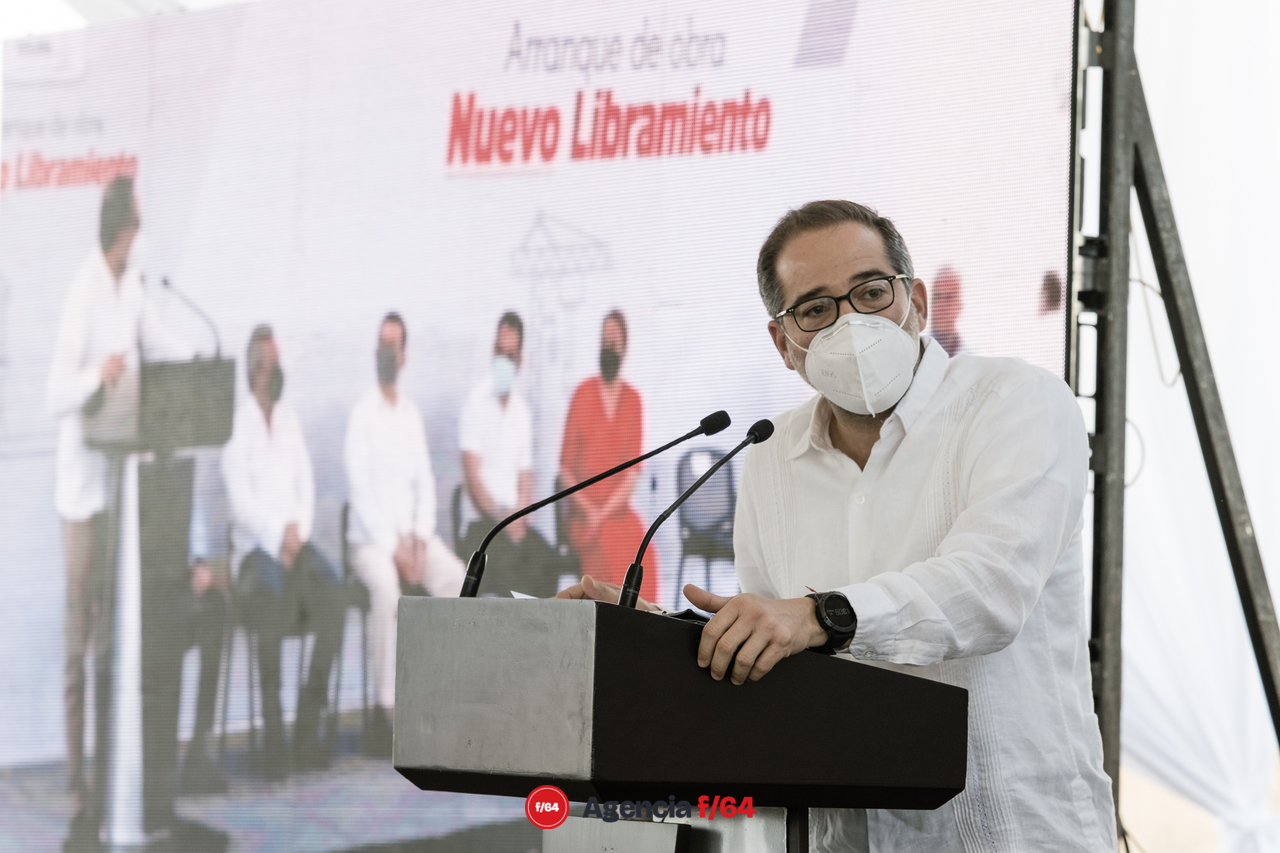 El Gobernador del Estado, José Ignacio Peralta Sánchez.