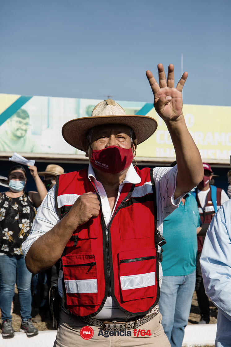 Simpatizantes de MORENA.