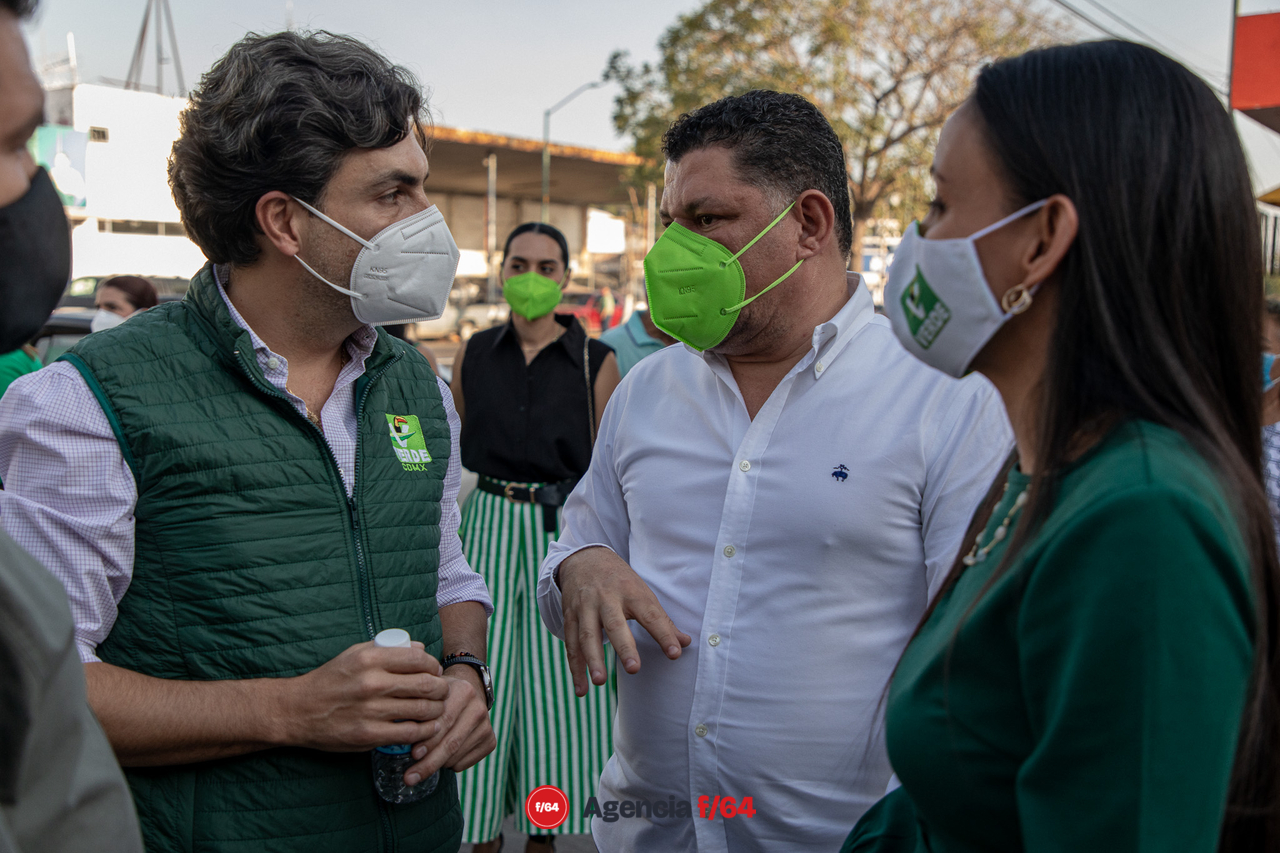 Jesús Sesma Suárez, Delegado Nacional del Partido Verde, Virgilio Mendoza Amezcua, candidato a la gubernatura del Estado de Colima y Gaby Benavides, Dirigente del CDE del PVEM.
