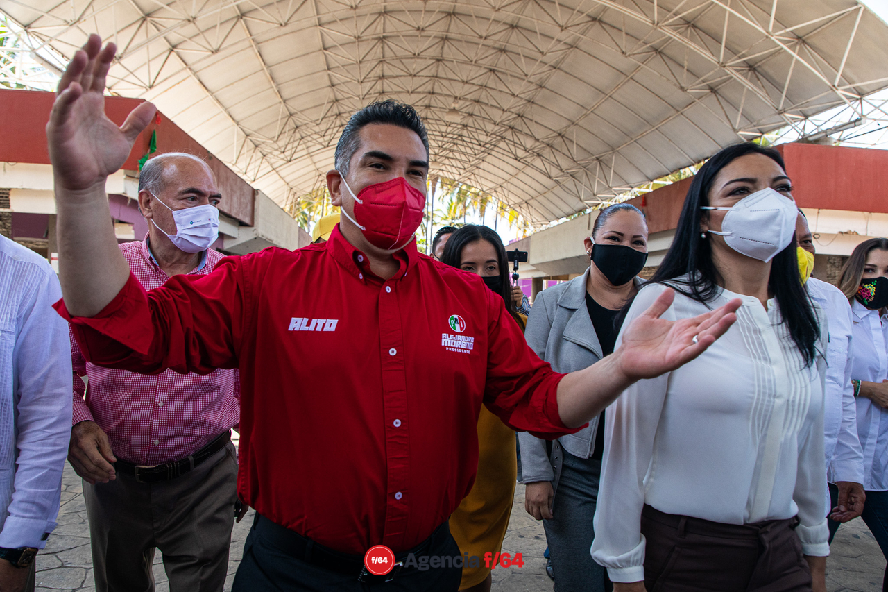 Mely Romero rinde protesta a representantes de Va por México