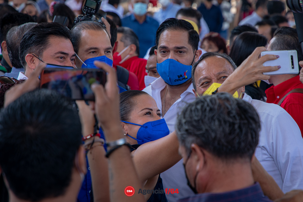 Toma de protesta de Mely Romero Celis, candidata a la gubernatura del Estado por la coalición "VA X COLIMA". 