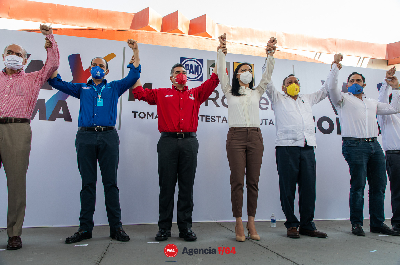 Toma de protesta de Mely Romero Celis, candidata a la gubernatura del Estado por la coalición "VA X COLIMA". 