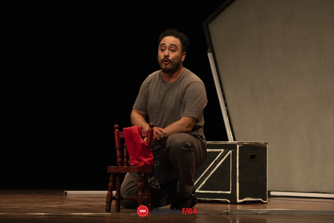 Las calcetas de mi padre.

Dir. Daniel Ortiz.

Compañía: Me dijo, le dijo, le dije y Topati Producciones.