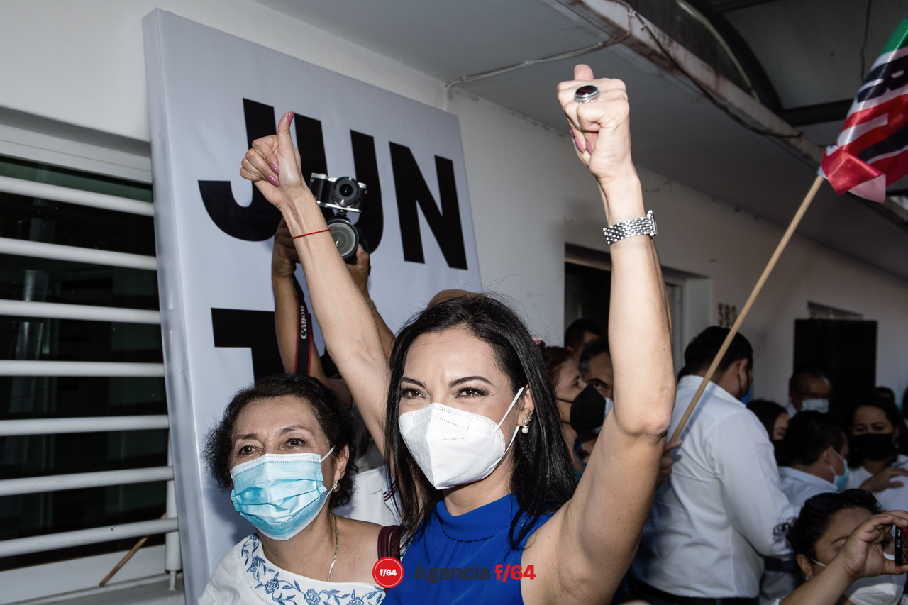 Mely Romero se registra para la gubernatura por Va por Colima