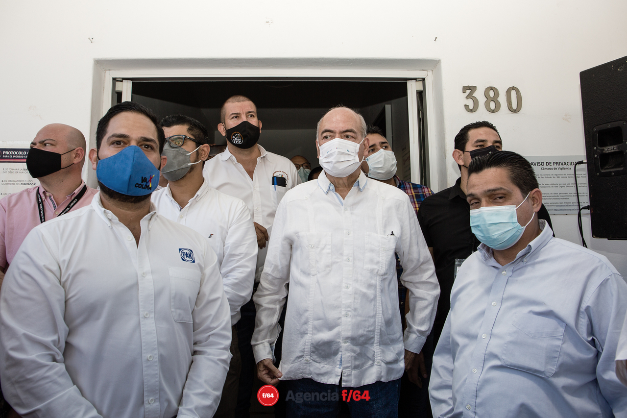 Dirigentes estatales de las tres instancias políticas que representa Va por Colima: Partido Institucional Revolucionario (PRI), Arnoldo Ochoa Gonzales, Partido Acción Nacional (PAN), Miguel Alejandro García Rivera y del Partido de la Revolución Democrática (PRD), Jorge Alberto Martínez Delgado. 
