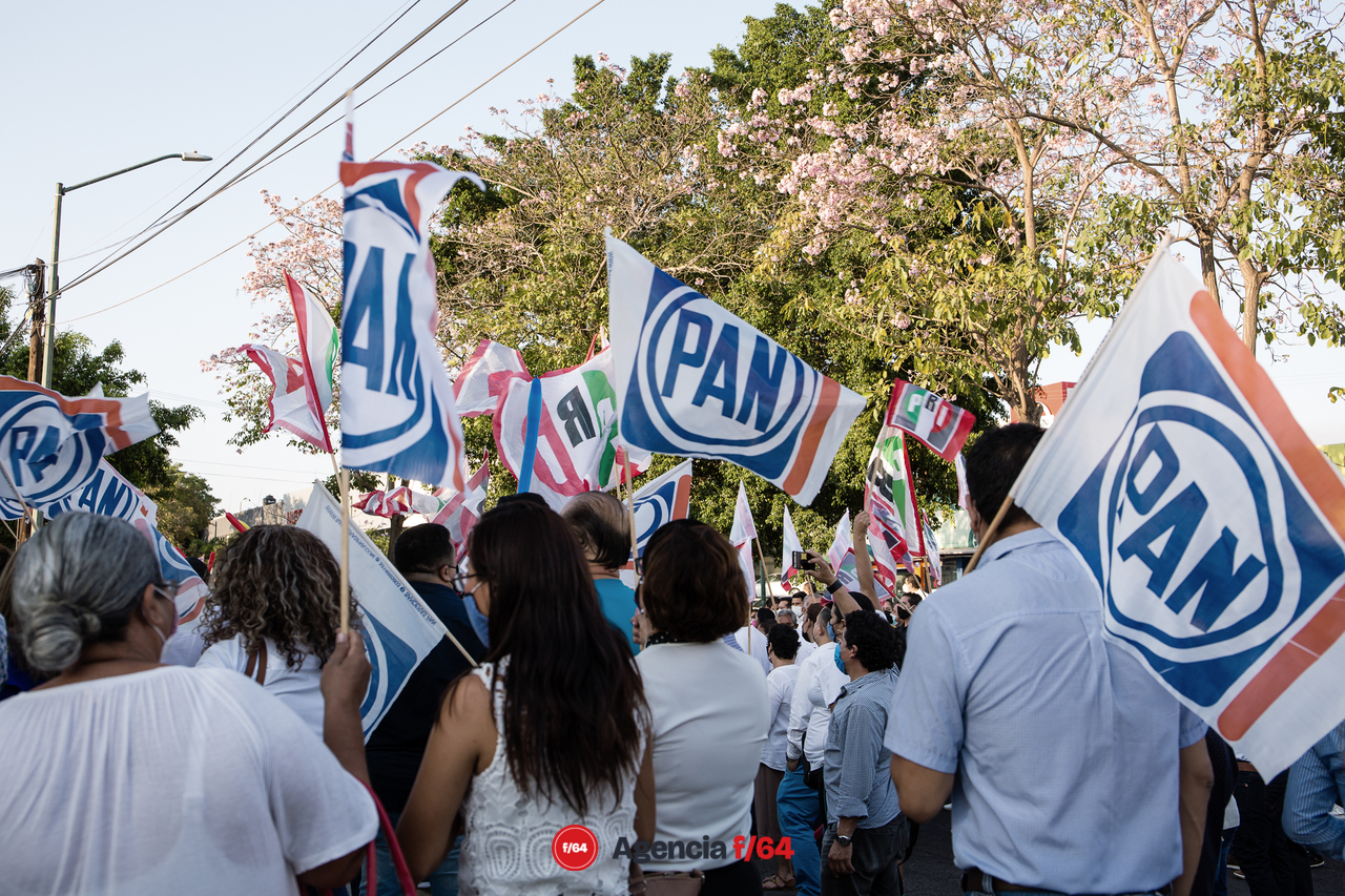 Simpatizantes de Mely Romero.