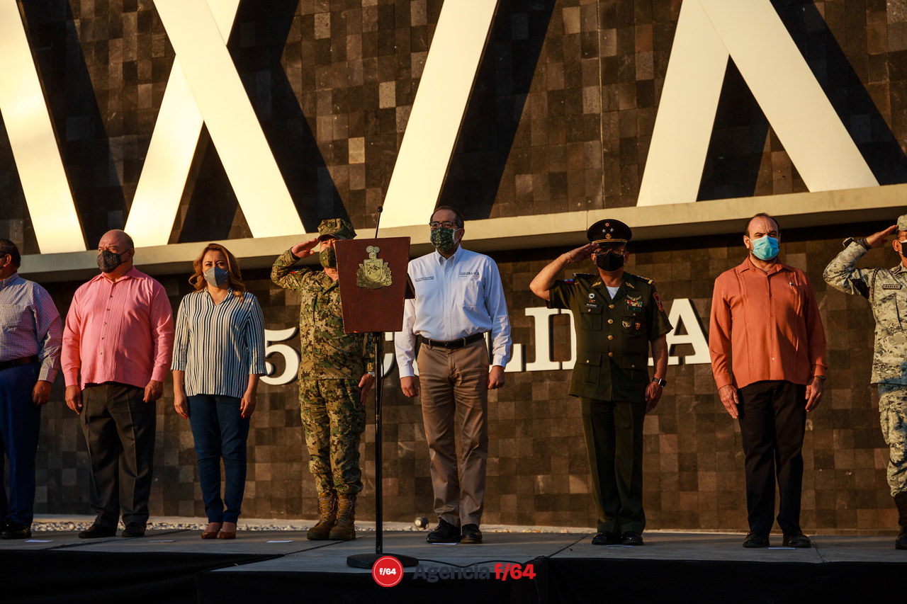 El Gobernador de Estado, José Ignacio Peralta Sánchez, acompañado de autoridades del Gobierno Estatal, Seguridad Pública, Mandos Militares y Navales, Guardia Nacional y Representantes del Congreso del Estado puso en marcha el Centro de Coordinación, Control, Comando, Cómputo, Comunicaciones e Inteligencia C5i.