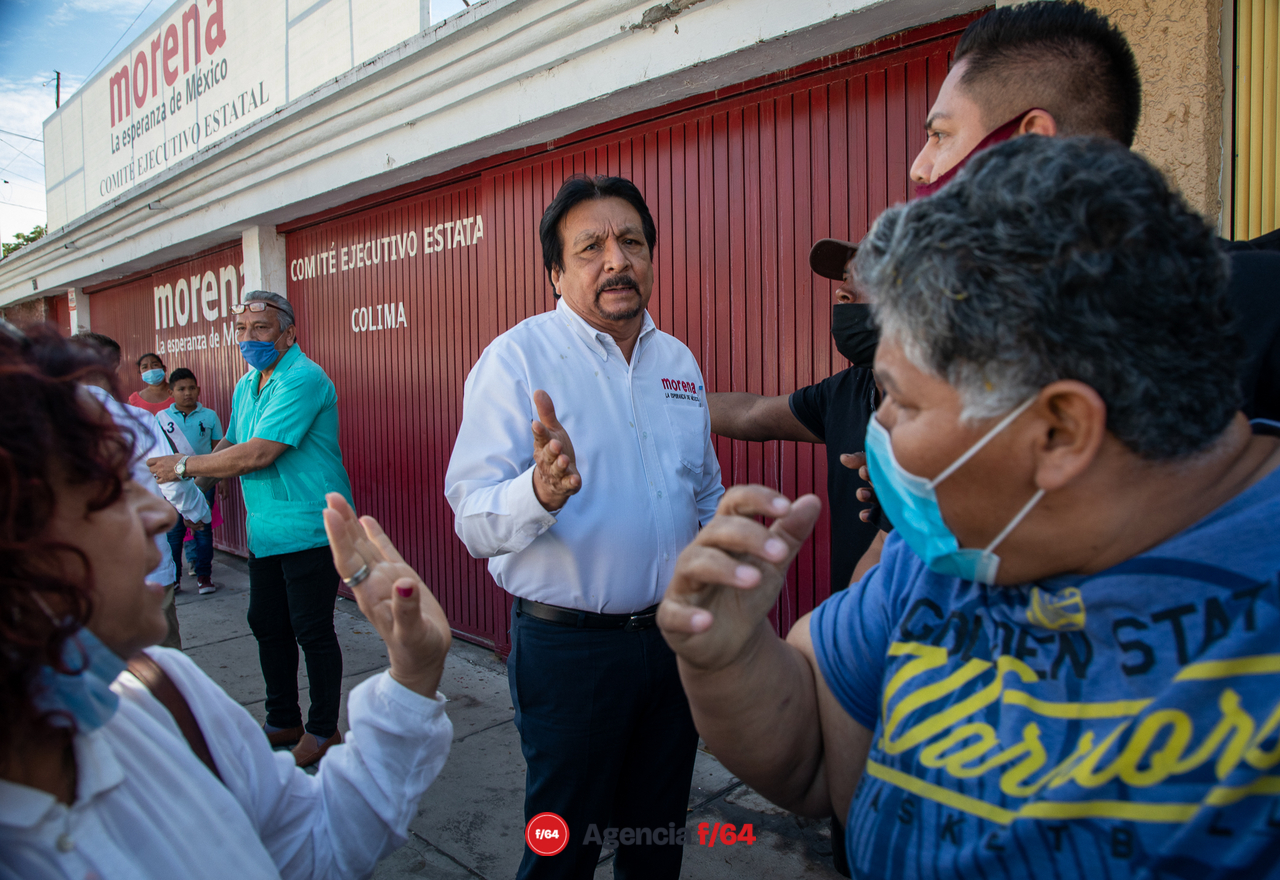Confrontación entre simpatizantes de MORENA en las afueras del Comité Estatal