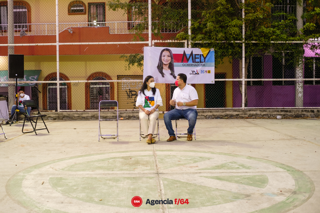 Previo a iniciar su participación con los vecinos del Valle de las Garzas. 