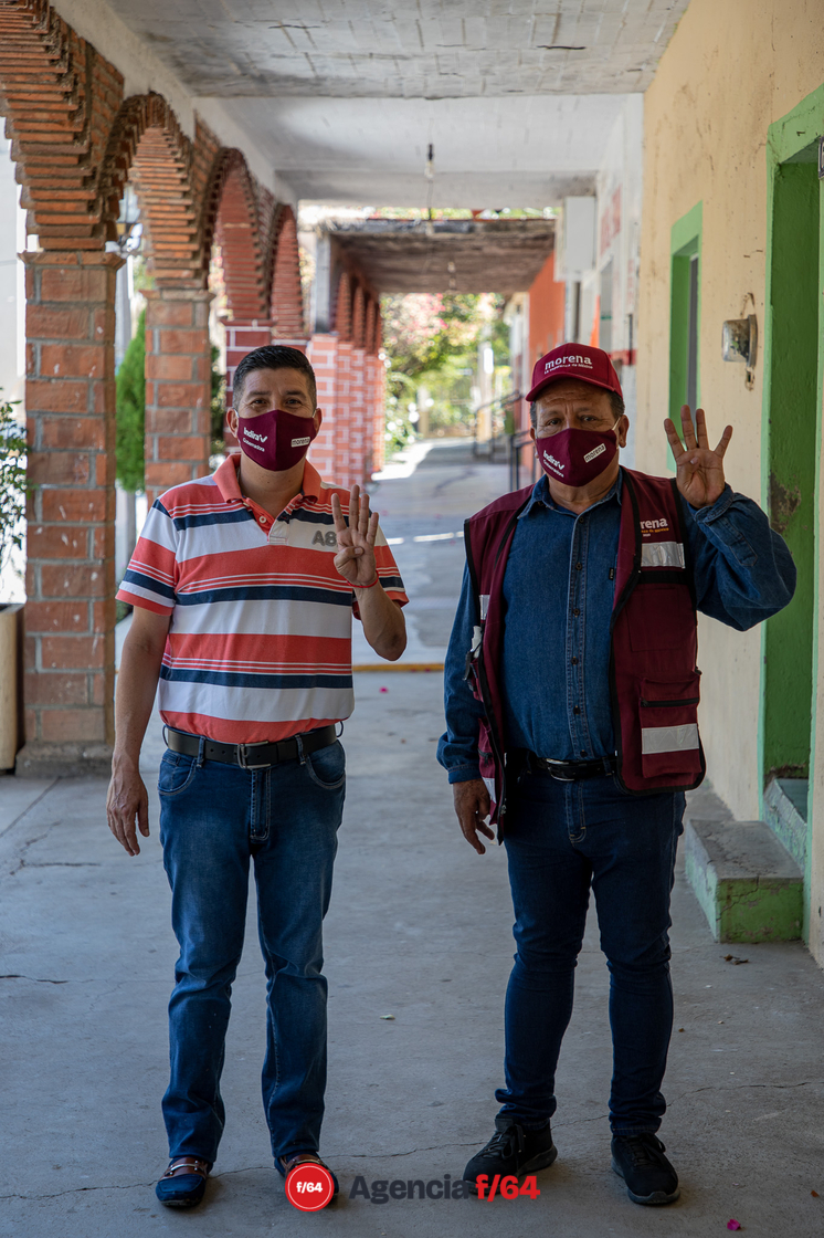 Vecinos de Tepames.