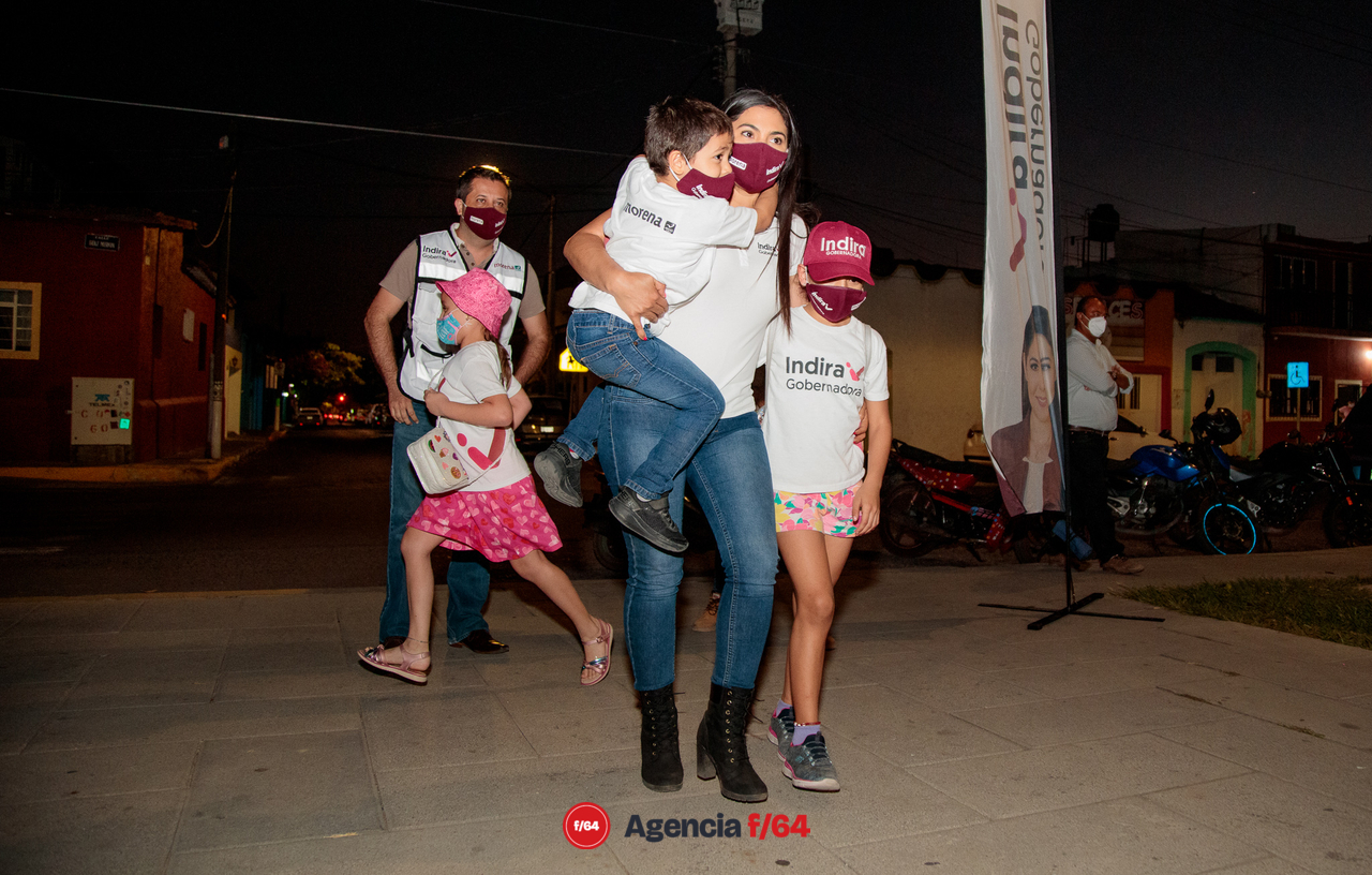  Arribo de Indira Vizcaíno Silva  al Jardín Juárez.