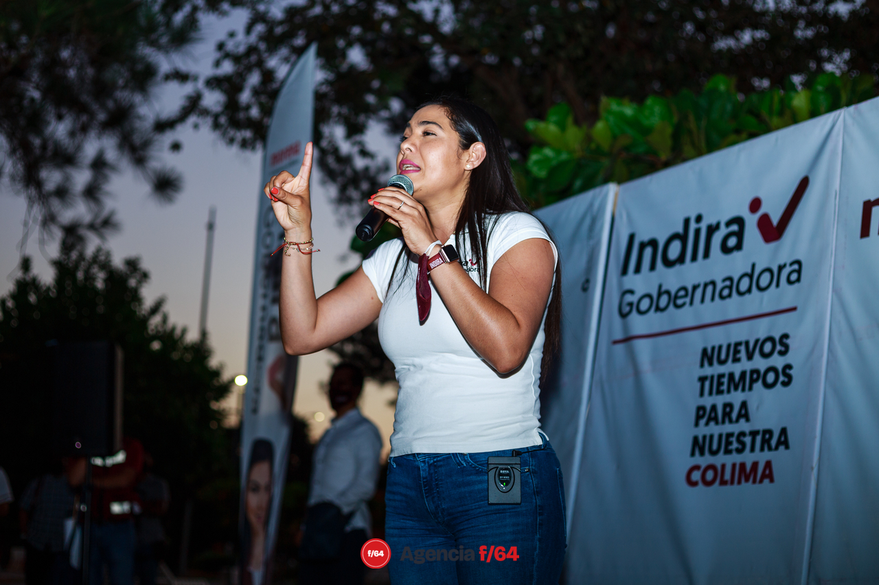 Indira Vizcaíno Silva, candidata de MORENA para la gubernatura del Estado de Colima en el Diezmo.