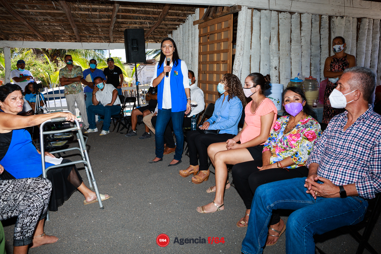 Mely Romero se reúne con pescadores y ramaderos de Boca de Pascuales