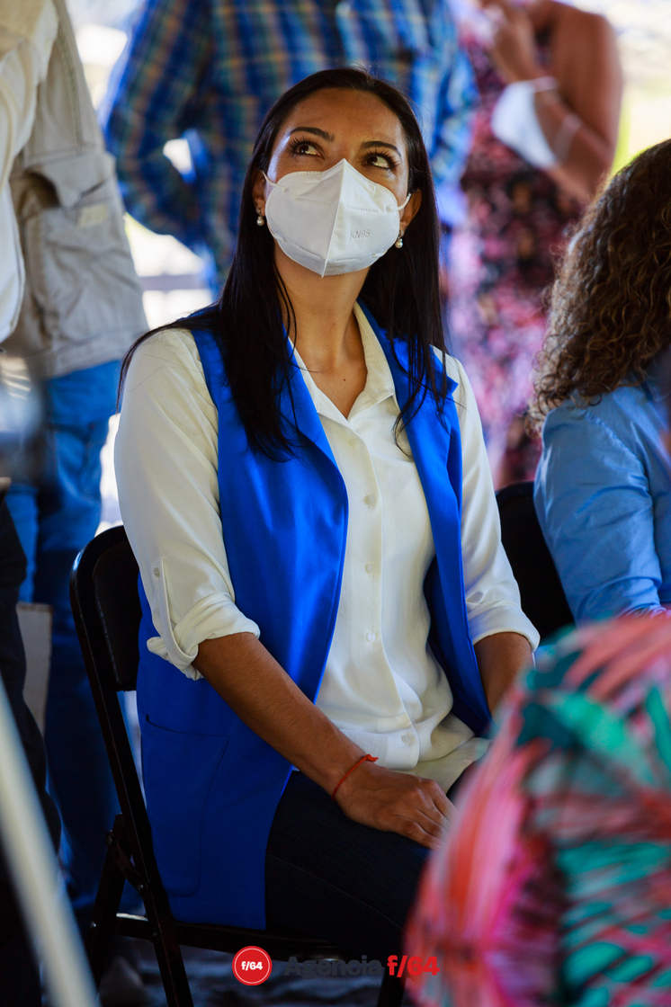 La candidata a la gubernatura de "Va por Colima", Mely Romero, se reunió con pobladores de Boca de Pascuales Tecomán.