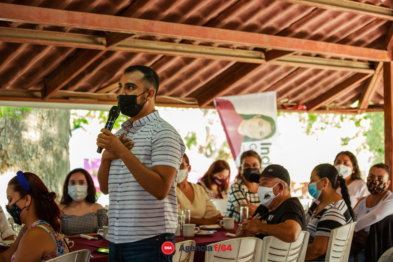 Los integrantes de la Red de Desaparecidos de Colima A.C. presentaron sus problemáticas actuales, necesidades y peticiones integrales a las candidatas y candidatos de MORENA en una sesión privada.