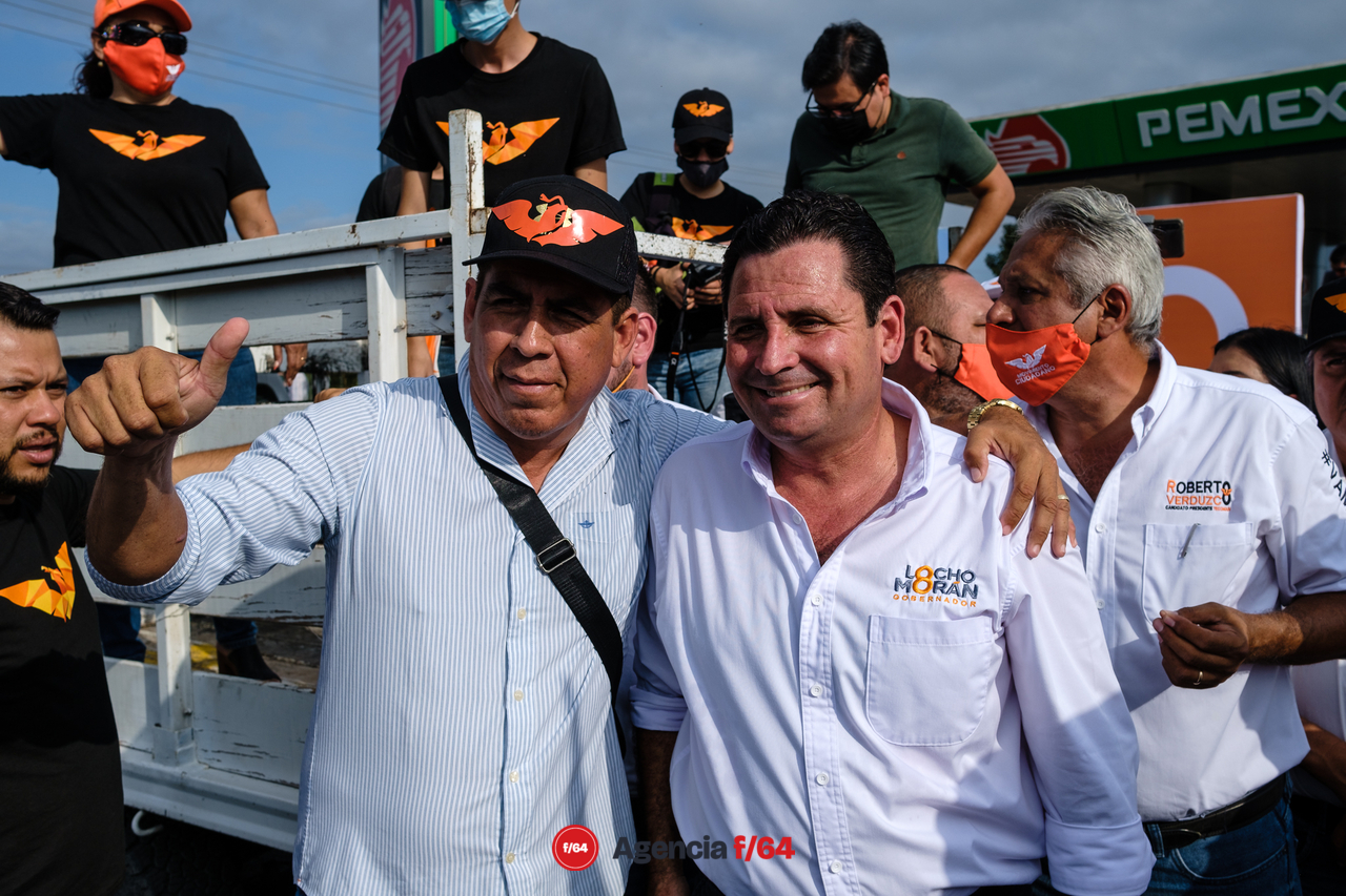 Leoncio Morán "Locho", candidato por Movimiento Ciudadano a la gubernatura del Estado de Colima en mitin y caravana por Tecomán.