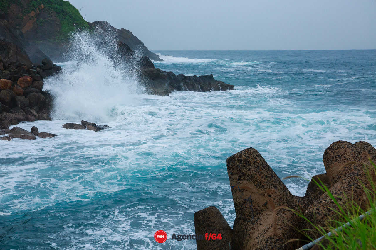 La ventana, Manzanillo.