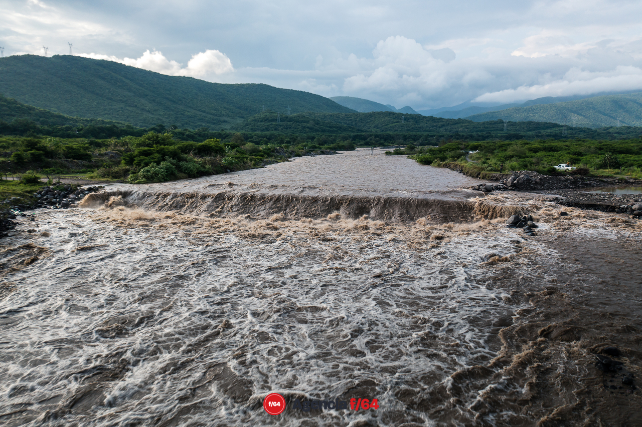 Río Armería a la altura de la comunidad "El Chical"