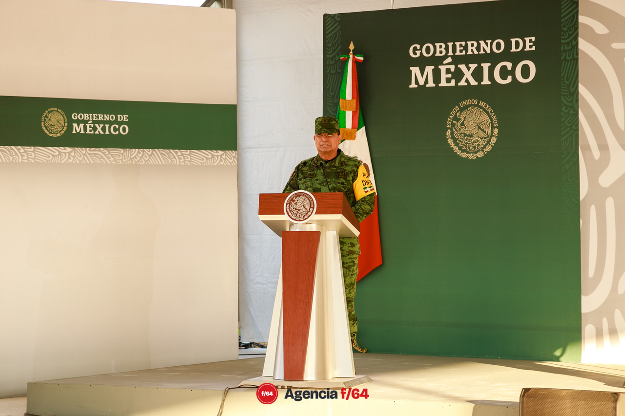 El secretario de la Defensa Nacional, Gral. Luis Crescencio Sandoval González, comparte algunas de la características del nuevo cuartel de la Guardia Nacional.