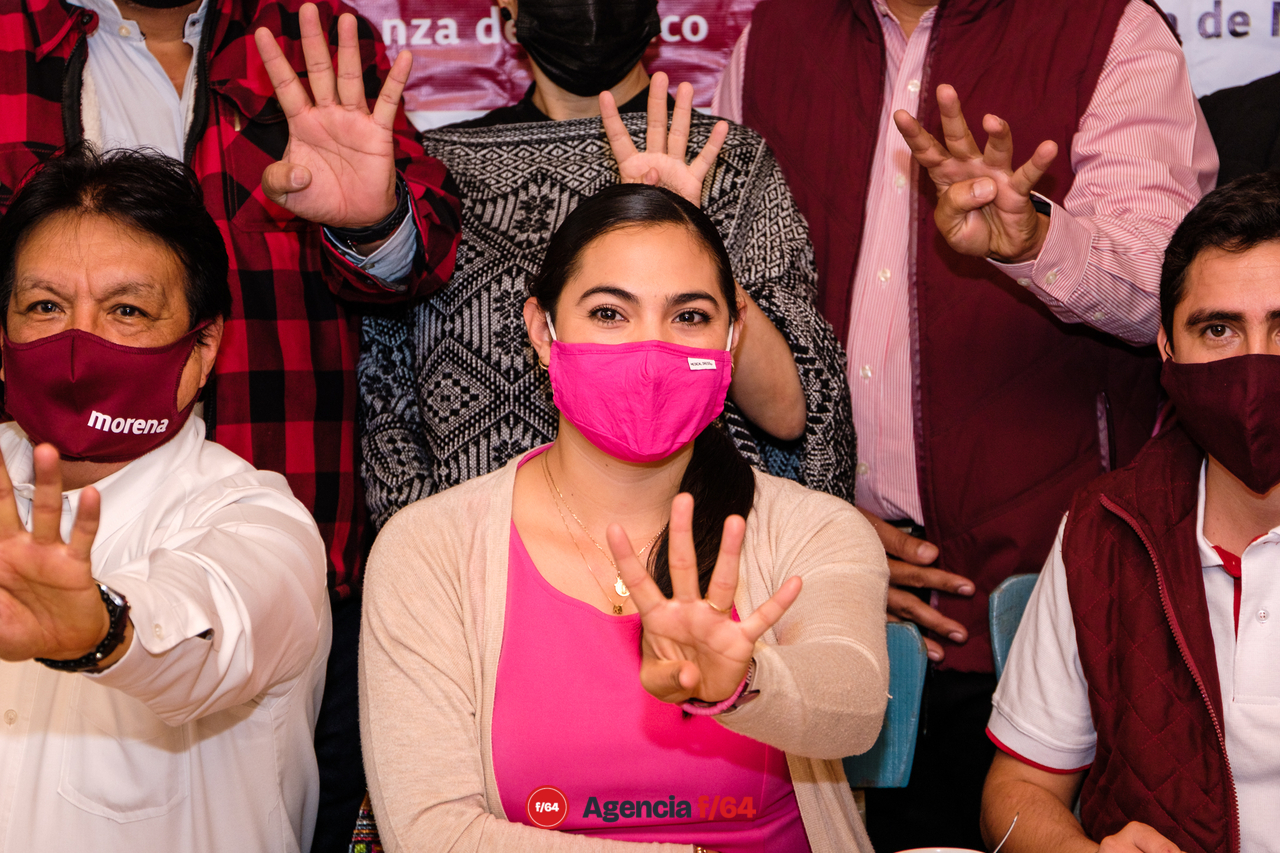 Indira Vizcaíno se presenta como precandidata de Morena en Colima