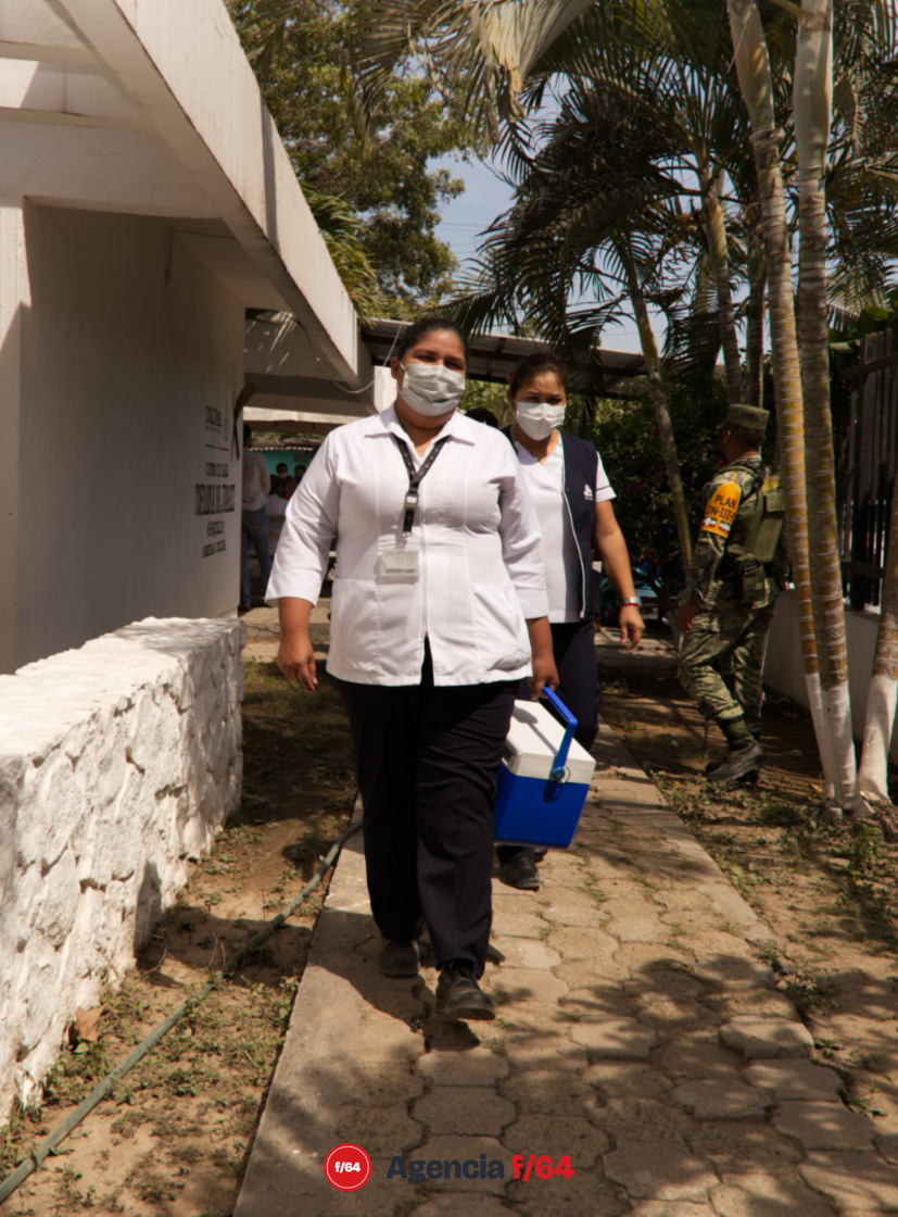 Enfermeras y enfermeros del sector Salud del Estado de Colima que han trabajado en la vacunación contra COVID-19.